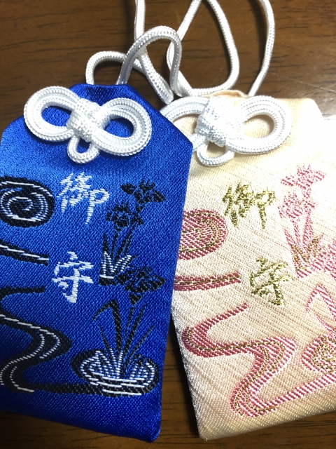 お守り(Omamori) – 小さな願いの象徴