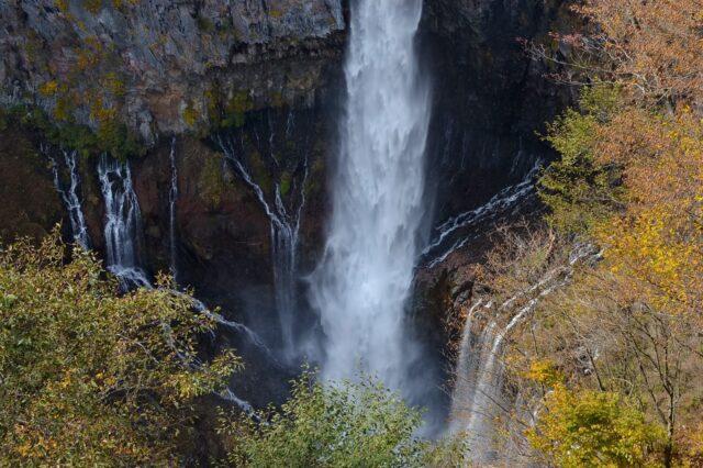 華厳滝