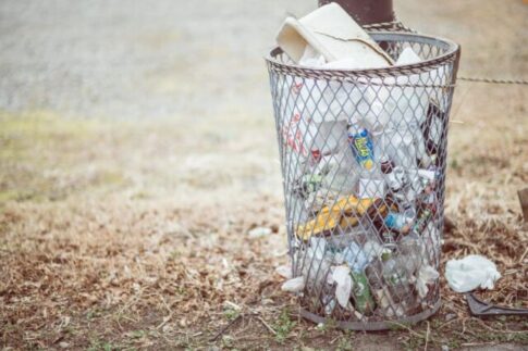 “Buscar botes de basura en Japón es una búsqueda del tesoro.!? Razones por las que no hay suficientes botes de basura y formas inteligentes de abordarlos”