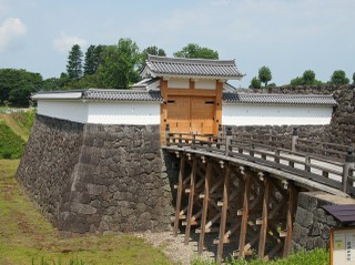 5. 霞城公園（山形市）