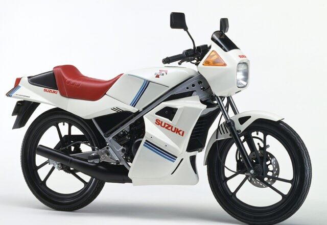 SUZUKI RG50Γ – 伝説のΓ（ガンマ）シリーズ最小モデル！