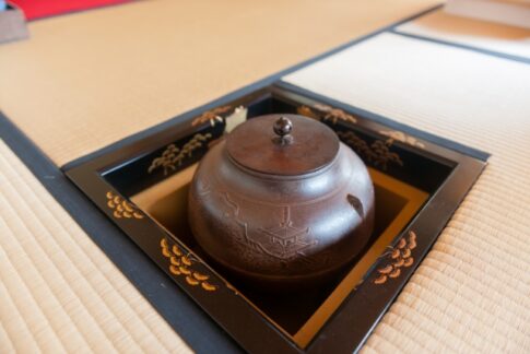 茶室で見つける本当の日本：外国人に伝えたい茶道の魅力