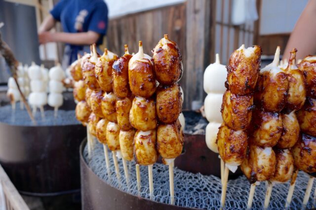 🍡 五平餅とは?たった一串で、日本の山の暮らしを味わえる